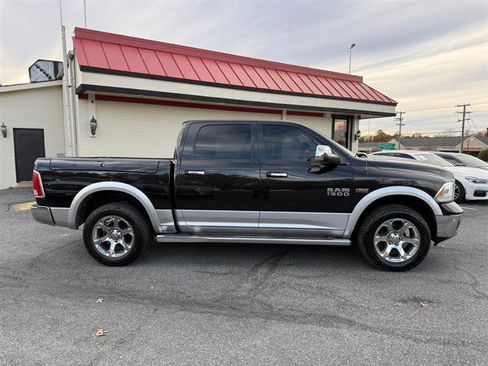 Used 2016 RAM 1500 Laramie w/ Convenience Group image 4