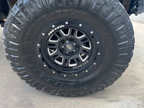 Used 2013 Jeep Wrangler Unlimited Rubicon AWD/4WD image 24