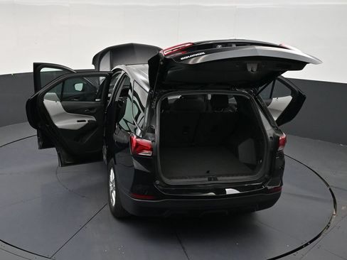 Used 2024 Chevrolet Equinox LS FWD image 31