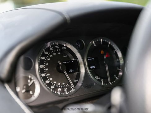 Used 2007 Aston Martin V8 Vantage Roadster RWD image 33