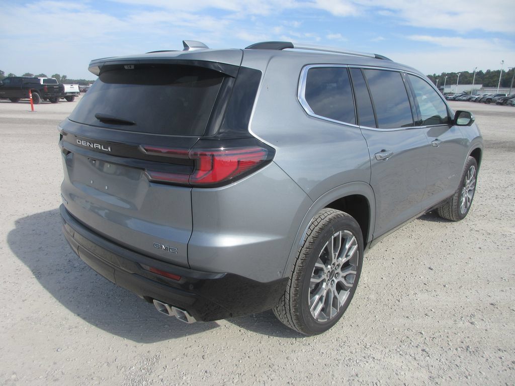 New 2027 GMC Acadia Denali Ultimate FWD image 4