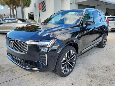 New 2026 Volvo XC90 T8 Ultra image 4