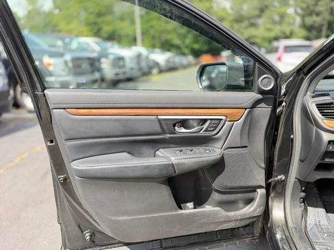 Used 2017 Honda CR-V EX-L image 29
