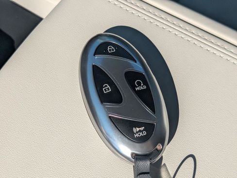New 2026 Hyundai Santa Fe SE FWD image 31