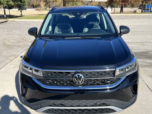 Certified 2024 Volkswagen Taos S image 3