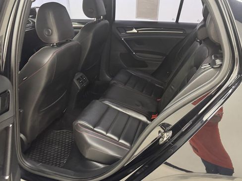 Used 2015 Volkswagen GTI SE w/ Lighting Package (SEL) FWD image 22