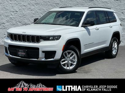 New 2025 Jeep Grand Cherokee L Laredo w/ Luxury Tech Group I