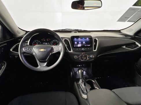 Used 2020 Chevrolet Malibu LS FWD image 30