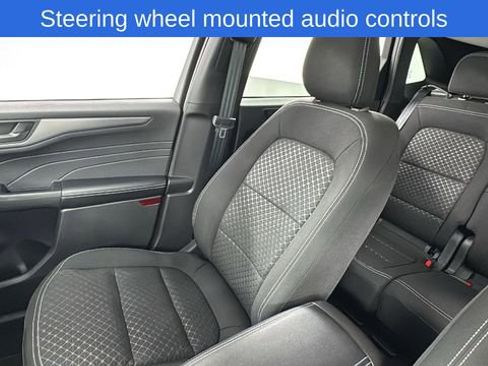 Used 2023 Ford Escape Active image 13