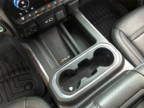 Used 2022 GMC Sierra 2500 Denali w/ Denali Ultimate Package image 31