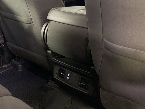 Used 2024 Chevrolet Silverado 1500 Custom image 27