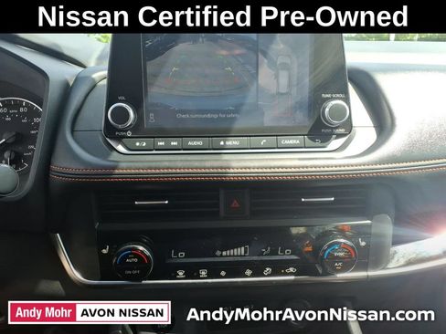 Certified 2025 Nissan Rogue SV AWD/4WD image 26