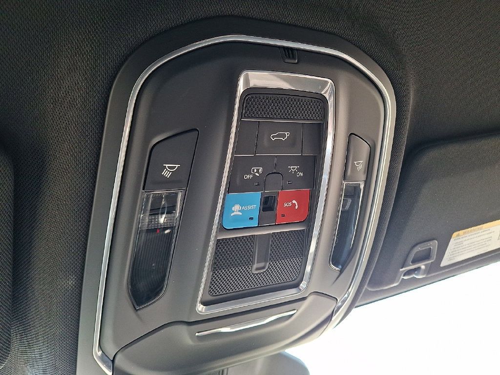 Used 2023 Jeep Grand Cherokee L Laredo AWD/4WD image 25
