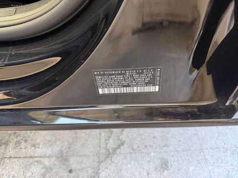 Used 2025 Volkswagen Jetta SE image 28