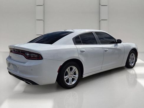 Certified 2021 Dodge Charger SXT RWD image 5
