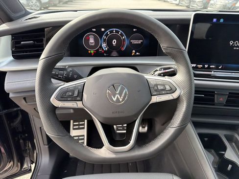 New 2026 Volkswagen Tiguan SE R-Line FWD image 26