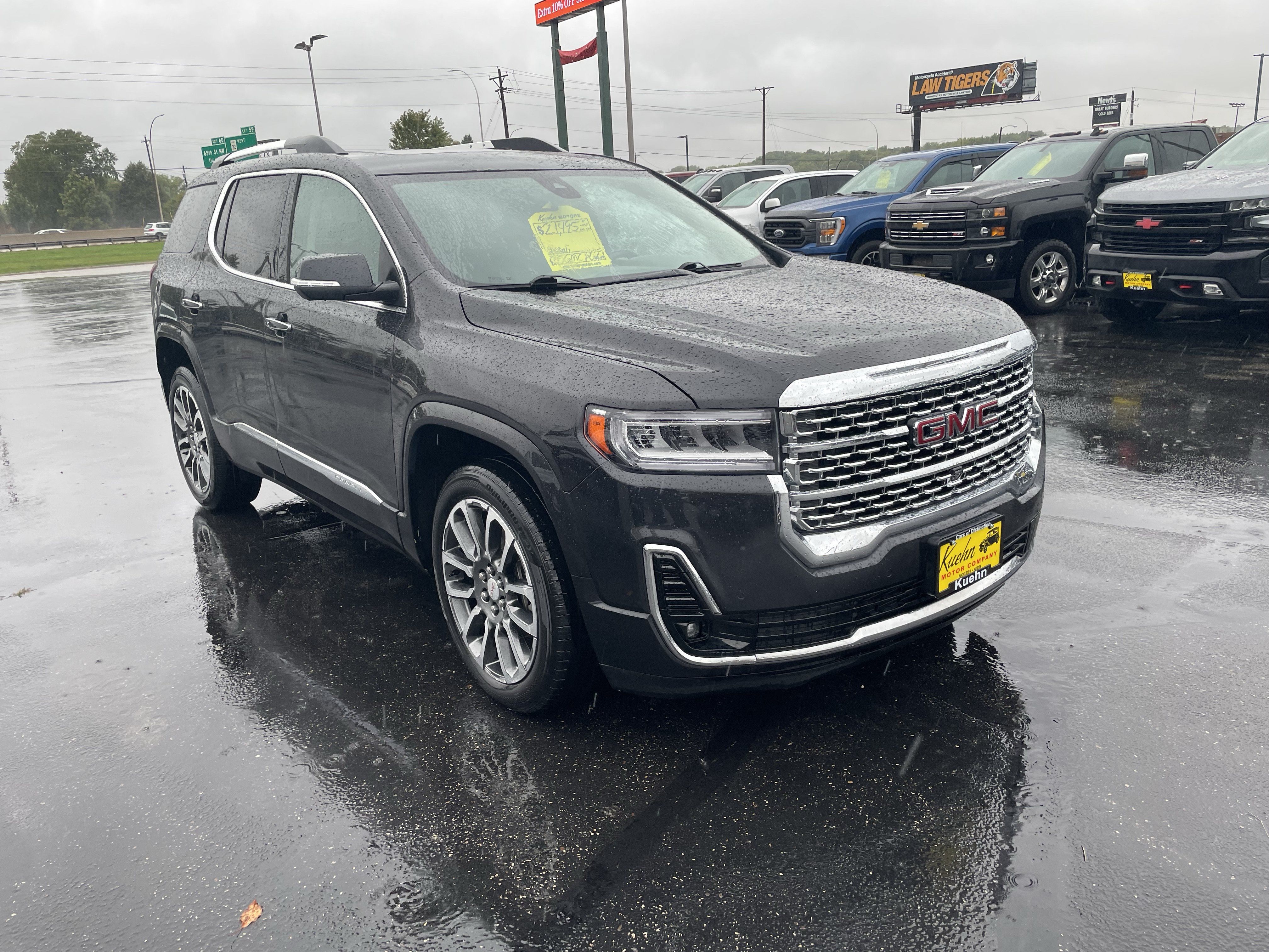 Used 2020 GMC Acadia Denali w/ Trailering Package AWD/4WD image 2