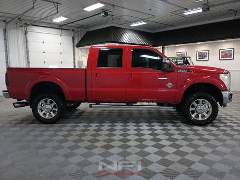 Used 2014 Ford F350 Lariat w/ Chrome Package image 6