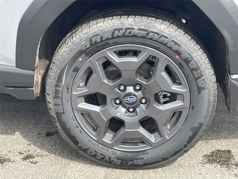 Used 2026 Subaru Outback Premium image 11