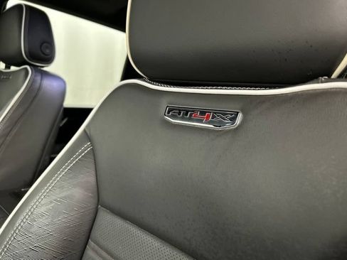 Used 2024 GMC Sierra 2500 AT4X AWD/4WD image 8