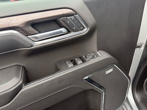 Used 2024 Chevrolet Silverado 1500 LTZ image 17