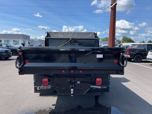 New 2024 RAM 3500 Tradesman w/ Chrome Appearance Group AWD/4WD image 8