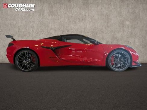 New 2026 Chevrolet Corvette Z06 w/ Z07 Performance Package image 7