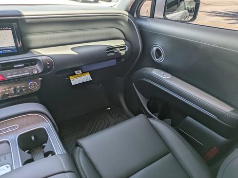 Used 2026 Hyundai Palisade SEL Premium FWD image 17