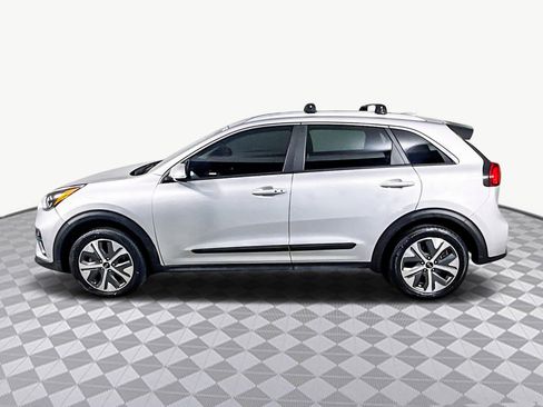 Used 2020 Kia Niro EX Premium image 6