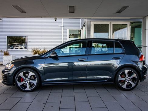 Used 2015 Volkswagen GTI Autobahn image 12