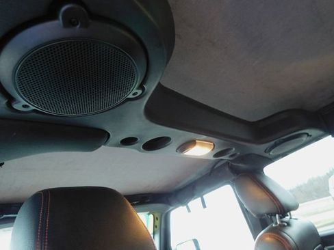 Used 2012 Jeep Wrangler Unlimited Sahara w/ Connectivity Group image 21