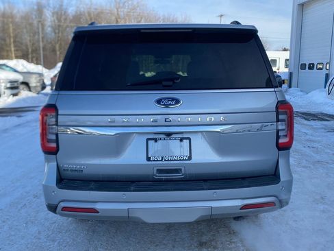Used 2022 Ford Expedition Limited image 6