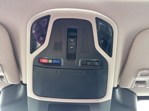 Certified 2025 Subaru Outback Limited image 40