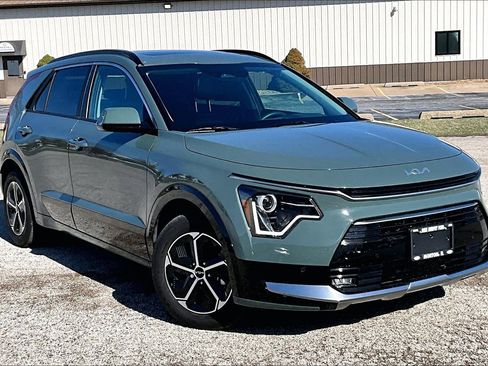 Used 2025 Kia Niro image 38