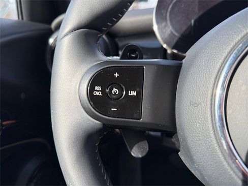 Used 2024 MINI Cooper S image 27