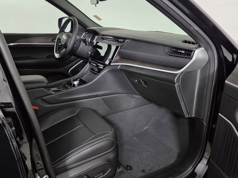 New 2026 Jeep Grand Cherokee Limited image 33