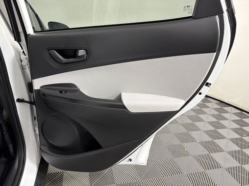 Used 2022 Hyundai Kona SEL FWD image 14