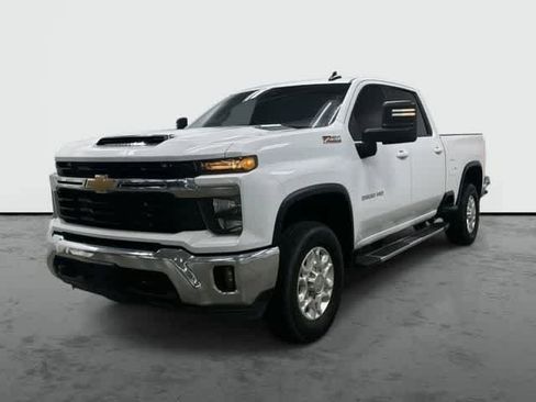 Used 2024 Chevrolet Silverado 2500 LT image 1
