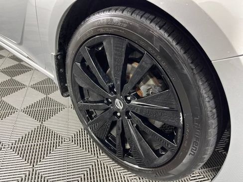 Used 2019 Nissan Altima 2.5 SR FWD image 15
