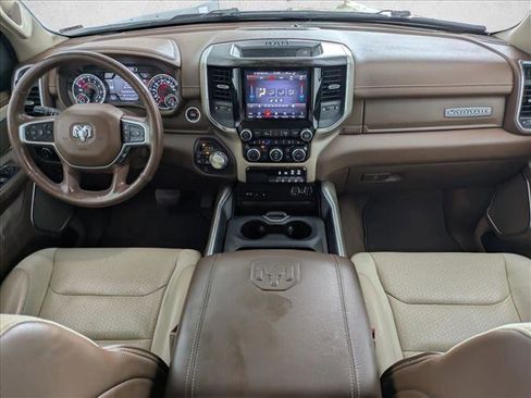 Used 2019 RAM 1500 Laramie AWD/4WD image 16