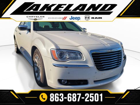 Used 2014 Chrysler 300 C w/ Light Group RWD image 1