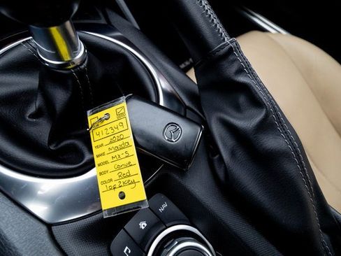 Used 2020 MAZDA MX-5 Miata RF Grand Touring image 11