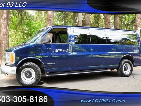 Used 2001 Chevrolet Express 3500 Extended Passenger w/ Convenience Pkg RWD image 5