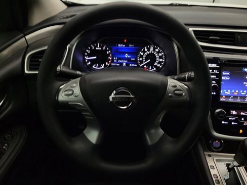 Used 2018 Nissan Murano S image 22