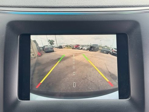 Used 2020 Jeep Cherokee Latitude FWD image 22