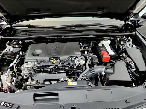 Used 2023 Toyota Camry SE image 15