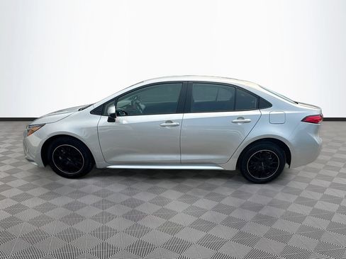 Used 2024 Toyota Corolla LE FWD image 9