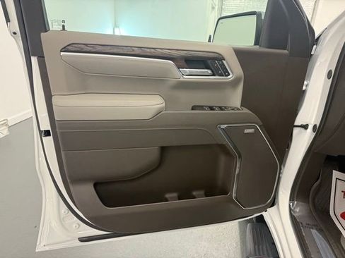 New 2026 GMC Sierra 1500 SLT w/ SLT Premium Plus Package image 13