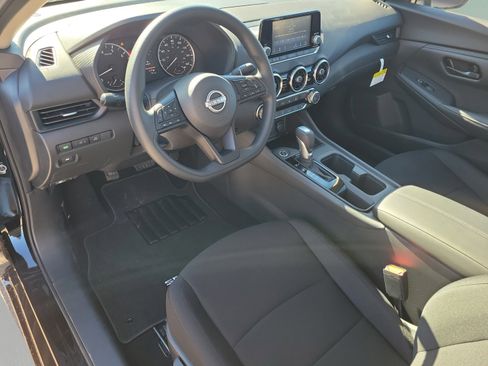 Certified 2025 Nissan Sentra S FWD image 27