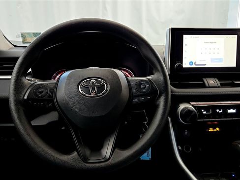 Certified 2025 Toyota RAV4 LE image 27